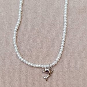 گردنبند مرواریدی با پلاک دلفین کد 276