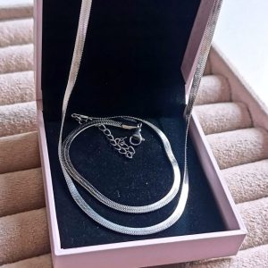 نیم ست دستبند و گردنبند طرح ماری استیل طلایی کد۱۳۶