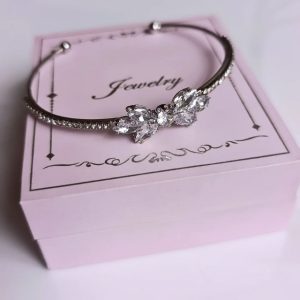 بنگل جواهری سفیدطرح پاپیون کد۳۶۲