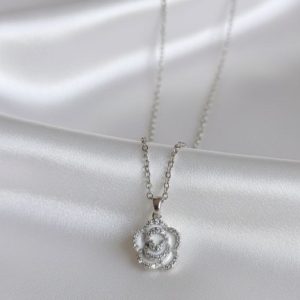 گردنبند استیل سیلور طرح گل کد324