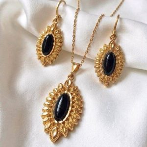 نیم ست طرح طلا (طلاروس باسنگ عقیق سیاه اصل) کد۱۹۰