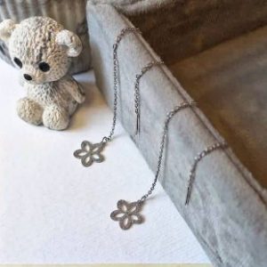 گوشواره مدل بخیه ای استیل نقره ای شن پاش مدل گل کد۳۲۵