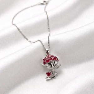 گردنبند سواروسکی مدل گل سرخ کد ۳۹۹